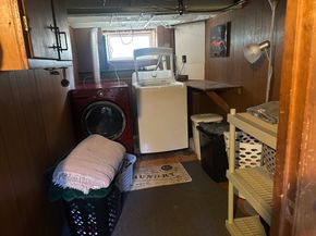 11 Alpha Rd, Holden MA 01520