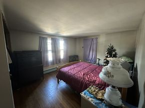 19 Granite St, Uxbridge MA 01569