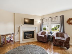 501 Auburn St 502, Whitman MA 02382
