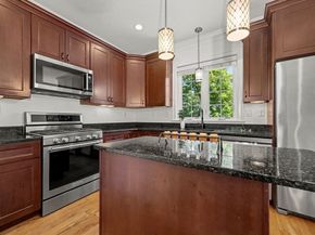 5 Clarks Hill Ln 5, Framingham MA 01702