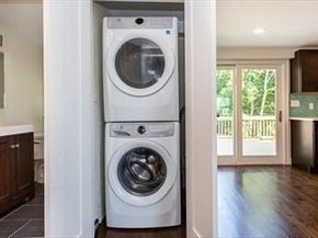 77 Rock Glen Rd, Medford MA 02155