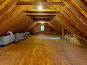 17 James Ave, Middleton MA 01949