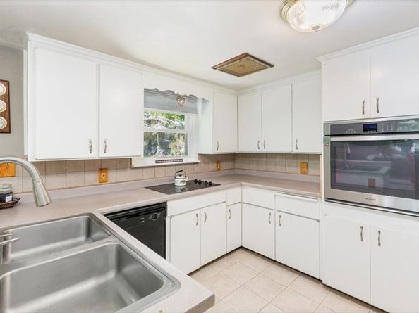 38 Brimbal Ave, Beverly MA 01915