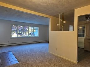 22 Pondview Cir, Brockton MA 02301