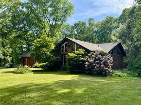 64 Number 10 Schoolhouse Rd, Charlton MA 01507