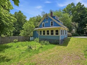207 Dodge St, Beverly MA 01915