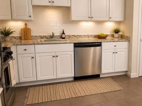 80 Walnut St 402, Canton MA 02021