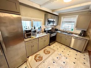 401 W 4th St, Boston MA 02127