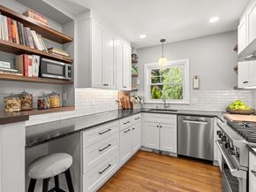 67 Humphrey St, Marblehead MA 01945