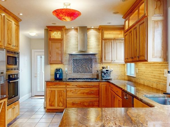 435 E 7th St 2, Boston MA 02127