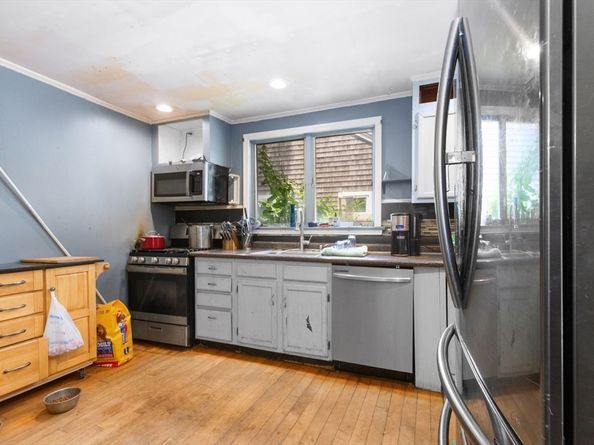 27 Highland Shores Dr, Wareham MA 02571