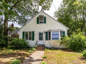 27 Highland Shores Dr, Wareham MA 02571