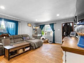 27 Highland Shores Dr, Wareham MA 02571