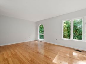 171 Swanton St 7, Winchester MA 01890