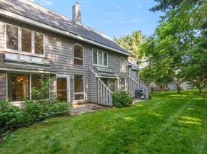 171 Swanton St 7, Winchester MA 01890