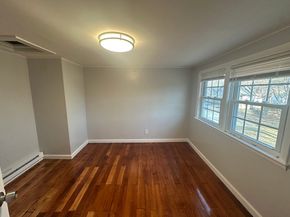 1 Eames Ave, Worcester MA 01603