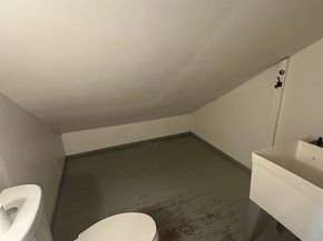 1 Eames Ave, Worcester MA 01603