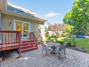 36 Roosevelt Rd 36, Lexington MA 02420