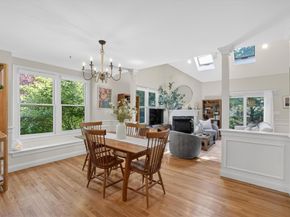 36 Roosevelt Rd 36, Lexington MA 02420