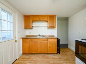 67 Pleasant St, Weymouth MA 02190