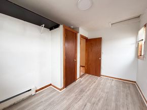 127 Austin St, Worcester MA 01609