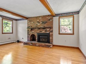27 Cheryl Ann Dr, Rutland MA 01543