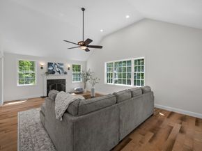 128 Memorial Dr, Shrewsbury MA 01545