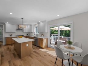 128 Memorial Dr, Shrewsbury MA 01545