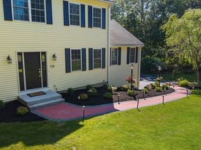 128 Memorial Dr, Shrewsbury MA 01545