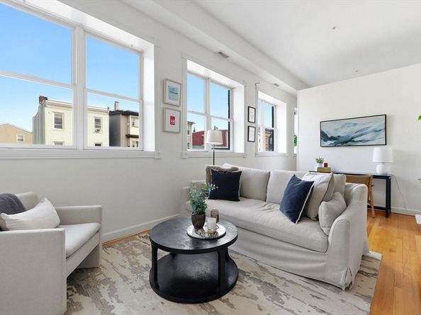 156 Chelsea Street 201, Boston MA 02128