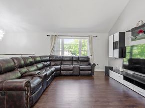 22 Columbia Ave, Fitchburg MA 01420