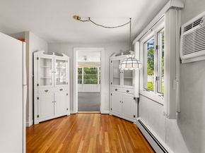 15 Pleasant St, Burlington MA 01803