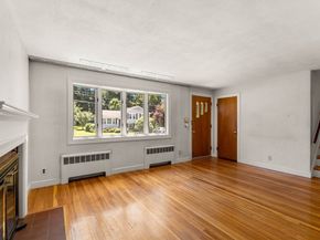 15 Pleasant St, Burlington MA 01803