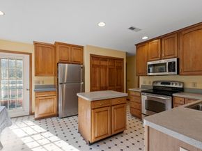 3 Farmstead Way, Littleton MA 01460