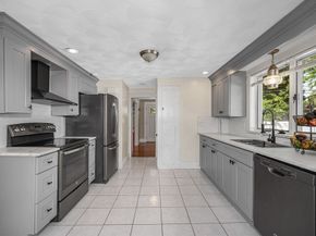 202 Salem St, Wakefield MA 01880