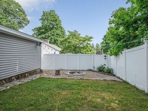 202 Salem St, Wakefield MA 01880