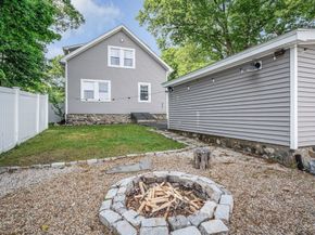 202 Salem St, Wakefield MA 01880