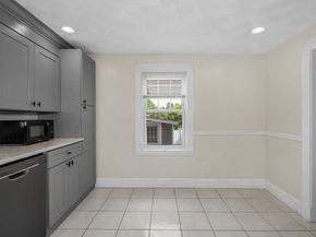 202 Salem St, Wakefield MA 01880
