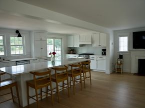 86 Abigail Adams Cir, Weymouth MA 02191