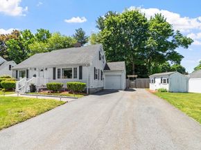 9 Oaklandvale Ave, Saugus MA 01906