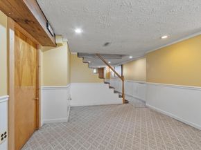9 Oaklandvale Ave, Saugus MA 01906