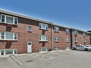 141 Willard St 8, Quincy MA 02169