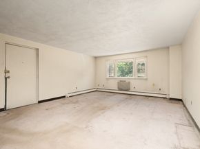 141 Willard St 8, Quincy MA 02169
