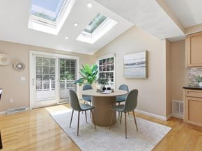 11 Thornton Dr, Burlington MA 01803