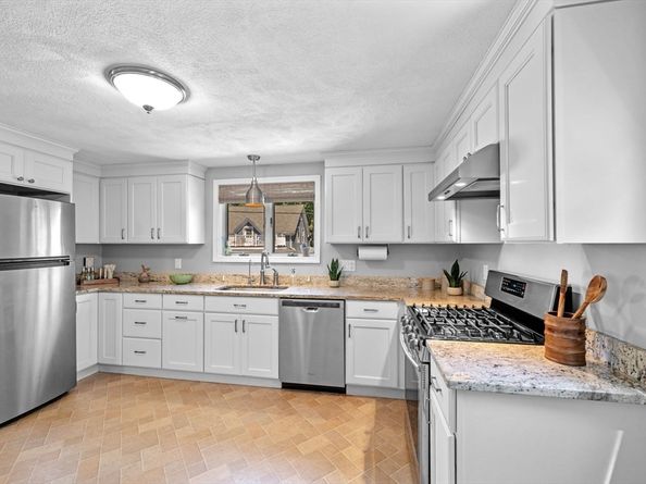 6 Lenox 1, Beverly MA 01915