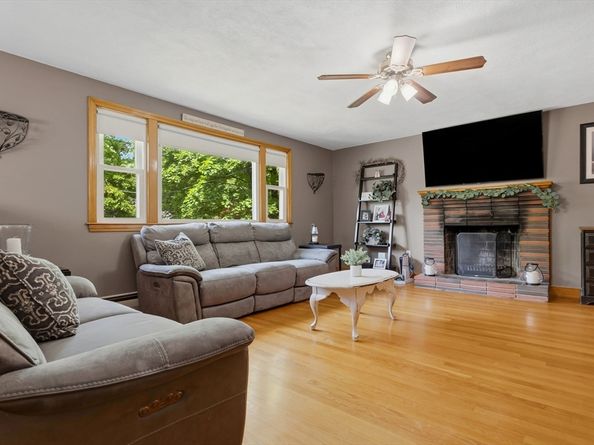 79 Martin Rd, Reading MA 01867
