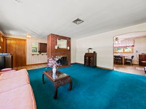 111 Hamilton St, Saugus MA 01906