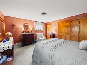 111 Hamilton St, Saugus MA 01906