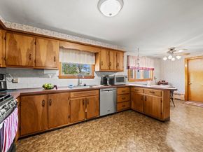 111 Hamilton St, Saugus MA 01906