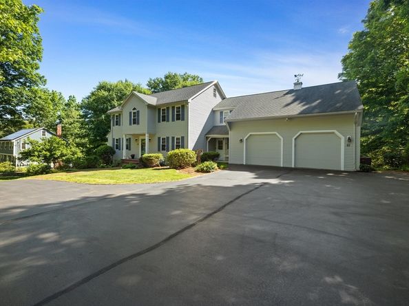 61 Beach St, Millbury MA 01527